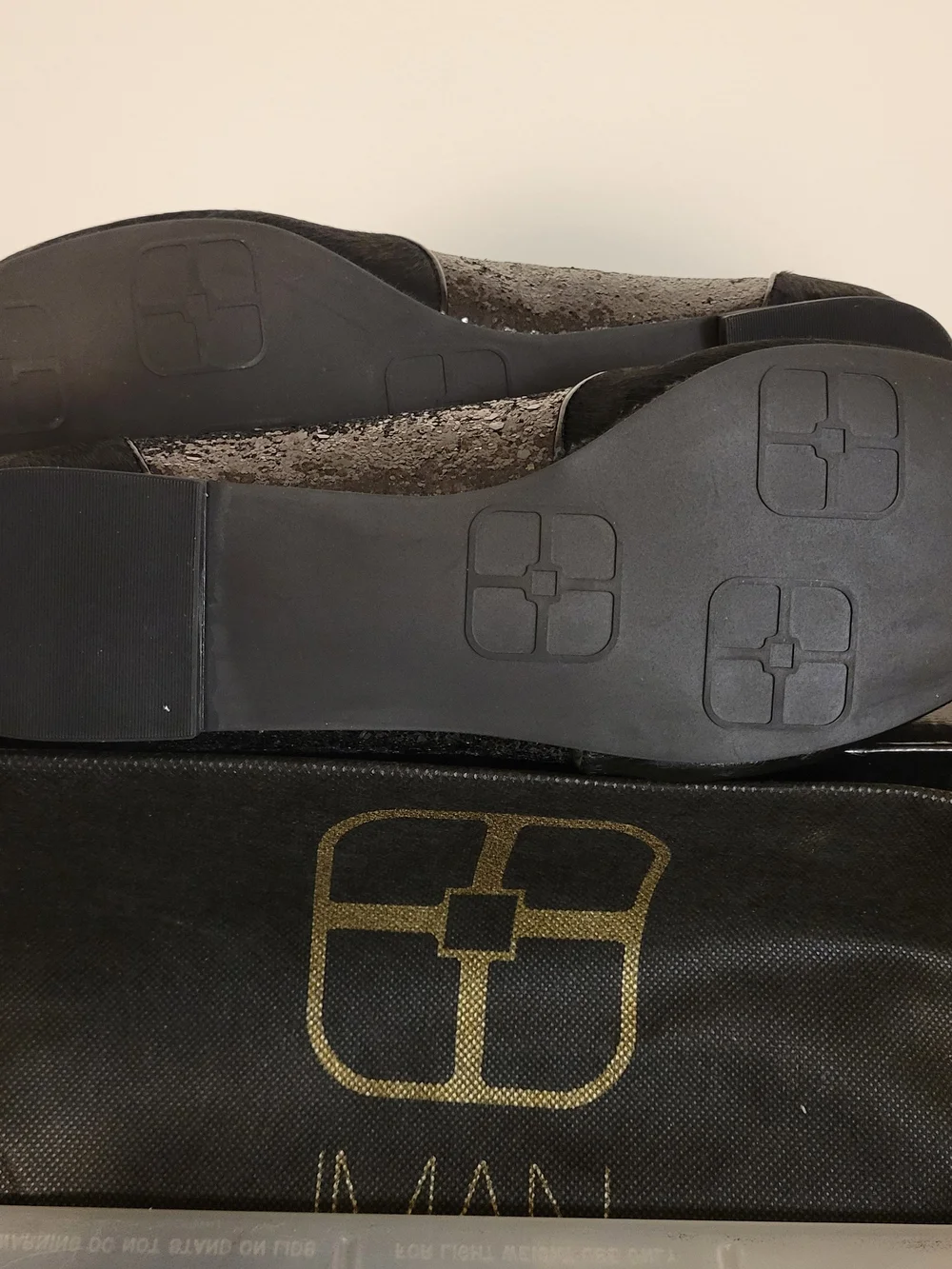 IMAN Black Calf Hair Leather Flats | Glitter Side Detail Wide Width Size 10 - Picture 3 of 6